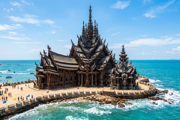 รีวิว 7 ที่เที่ยวพัทยาสำหรับครอบครัว สวนน้ำ ตลาดน้ำ และสวนสัตว์เปิด